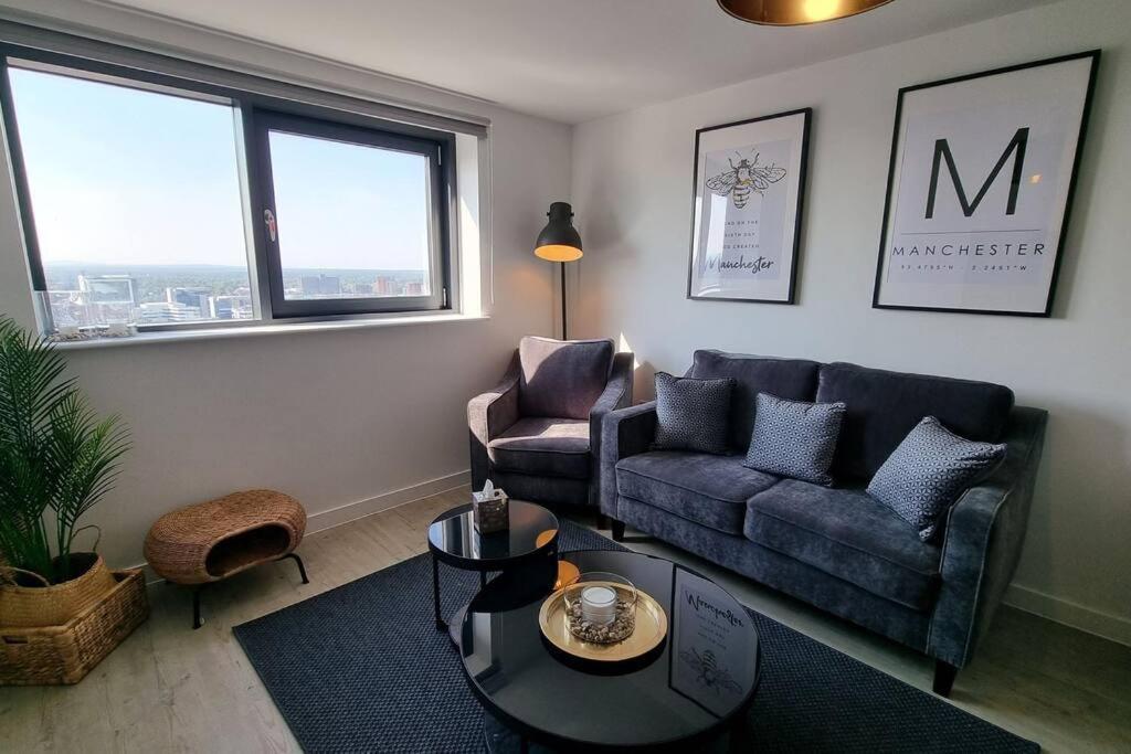 2 Bedroom Penthouse Манчестер Экстерьер фото